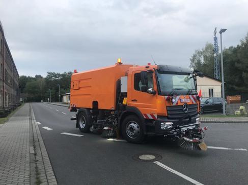 Großkehrmaschine mieten – ASSUGO PurAer Parata auf Mercedes-Benz Atego 1523, 6 m³, EURO 6 – 3