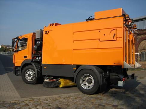 Großkehrmaschine mieten – Mercedes-Benz Atego 1523, 7 m³, EURO 6, voll wintertauglich – 4