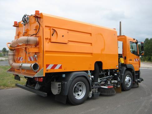 Großkehrmaschine mieten – ASSUGO PurAer Parata auf Mercedes-Benz Atego 1523, 6 m³, EURO 6