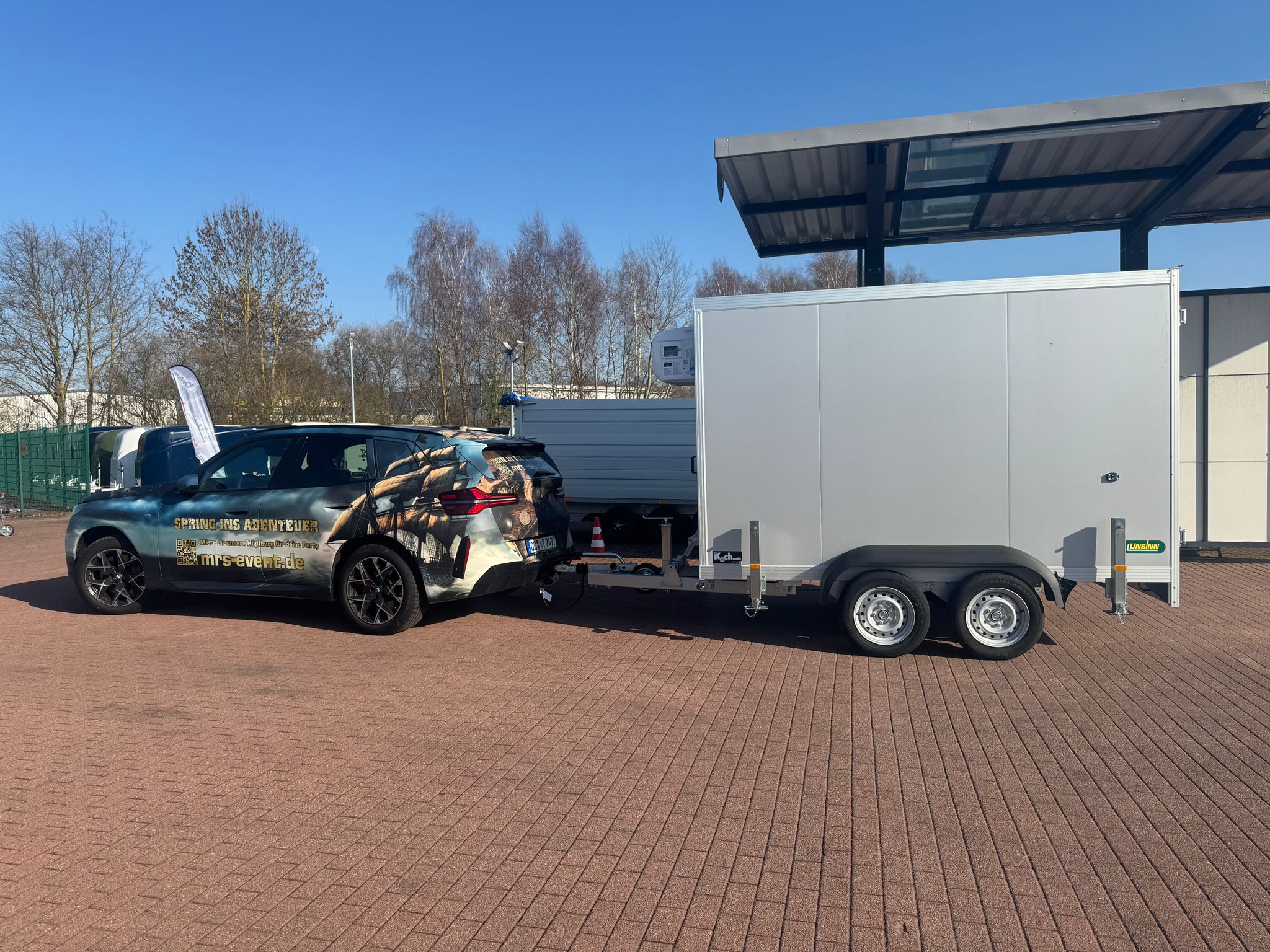 Kühlanhänger mieten 2,6 t – +2 bis +10 °C, Innenmaß 300x150x190 cm – 2