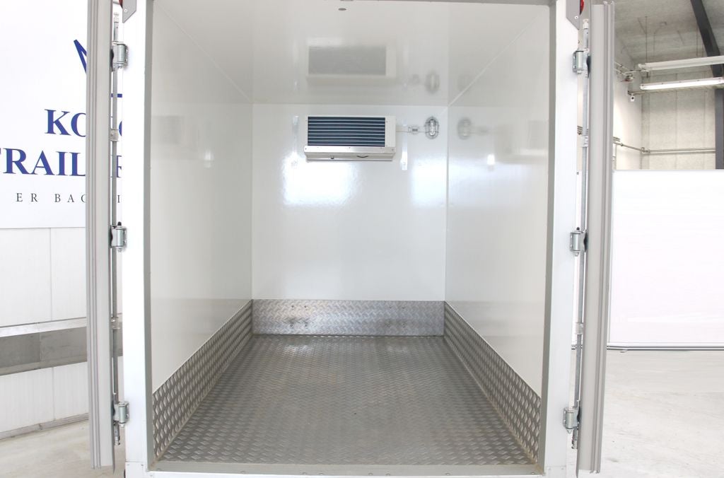 Kühlanhänger mieten 2,0 t – +4 bis +10 °C, Innenmaß 295x158x190 cm – 4