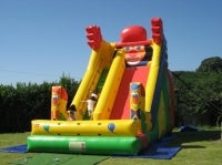 Riesenrutsche Clown mieten – 8,0x4,0x6,0 m, 6 m hohes Event-Highlight – 2