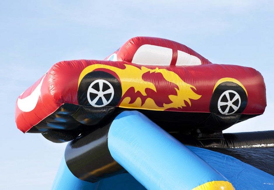 Hüpfburg Auto Super mieten – 6,5x5,2x5,1 m, Eyecatcher für bis zu 20 Kinder – 2