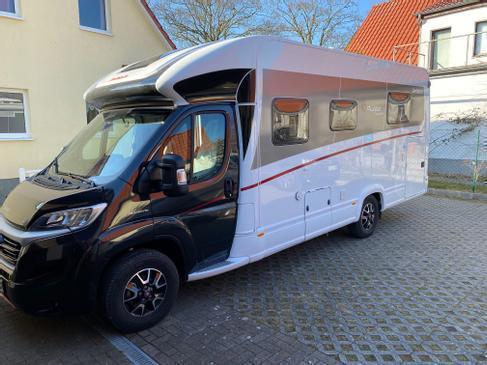 Wohnmobil mieten – Dethleffs Pulse 90 GT, teilintegriert für 2–4 Personen