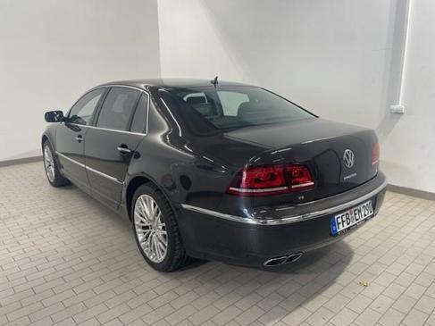 VW Phaeton V8 mieten – Luxuslimousine, 335 PS, 4-Sitzer mit Lederausstattung – 3