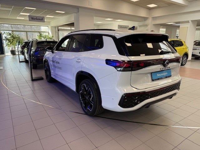 VW Tayron R-Line DSG mieten – Allrad-SUV, 193 PS, Anhängerkupplung 2,4 t – 3