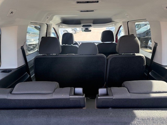 VW Caddy Maxi 7-Sitzer mieten – Familienvan mit Anhängerkupplung & Automatik – 3