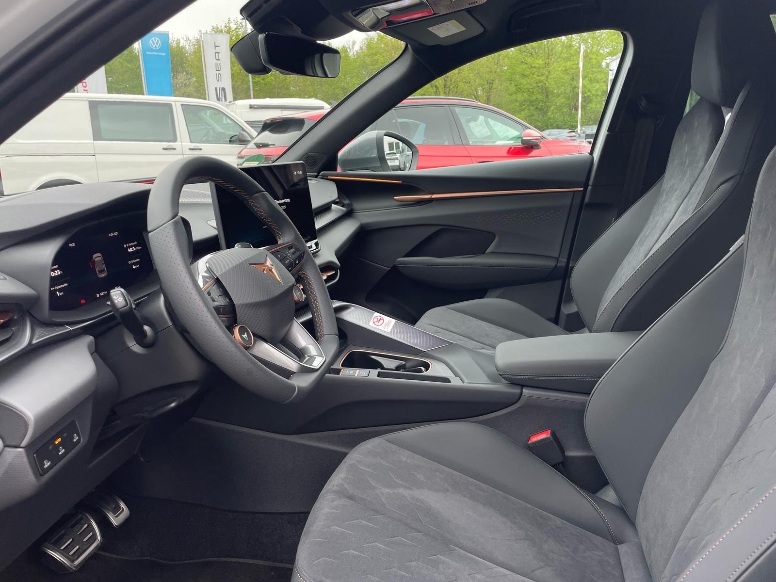 Cupra Terramar 2,0 TSI 205 PS mieten – sportliches SUV mit Navi & Sitzheizung – 4