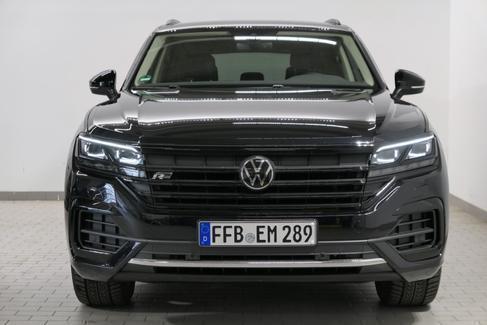 VW Touareg 3,0 TDI mieten – V6-SUV mit Anhängerkupplung für 3,5 t – 2