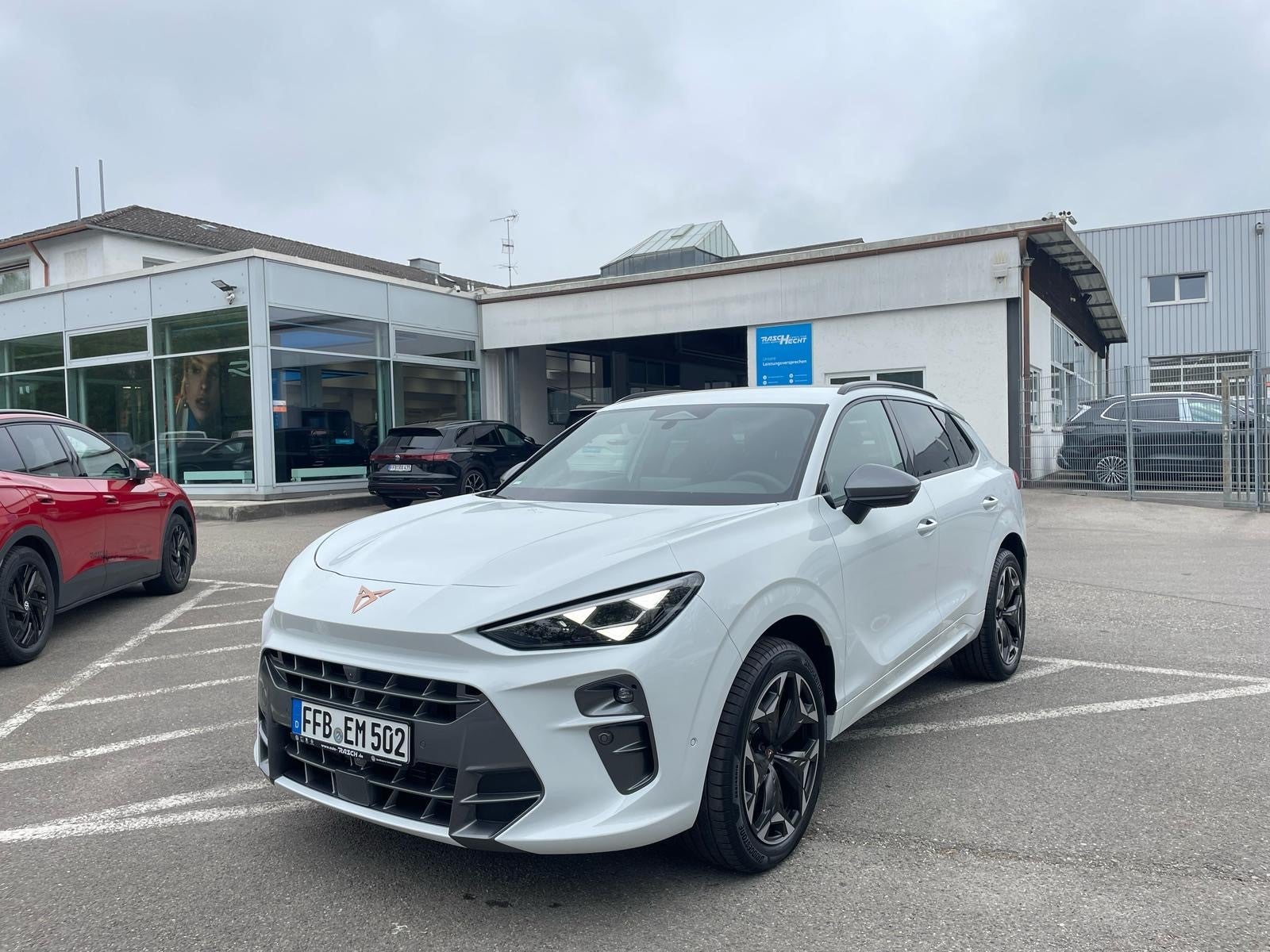 Cupra Terramar 2,0 TSI 205 PS mieten – sportliches SUV mit Navi & Sitzheizung