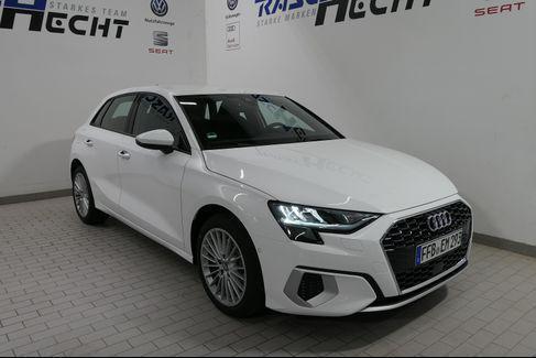 Audi A3 Sportback 30 Automatik mieten – Kompaktwagen mit Navi & Winterpaket – 3