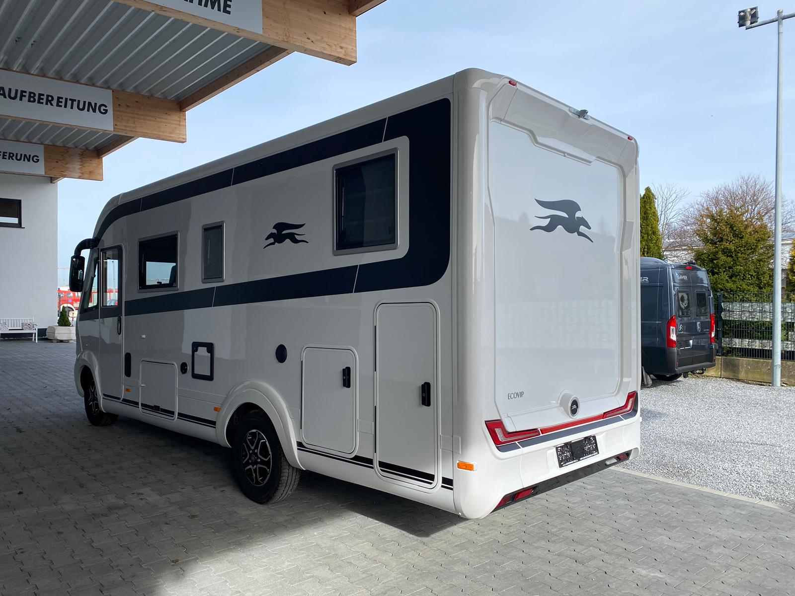 Wohnmobil mieten: Laika Ecovip H 3109 oder Weinsberg CaraCore 700 MEG, vollintegriert – 3