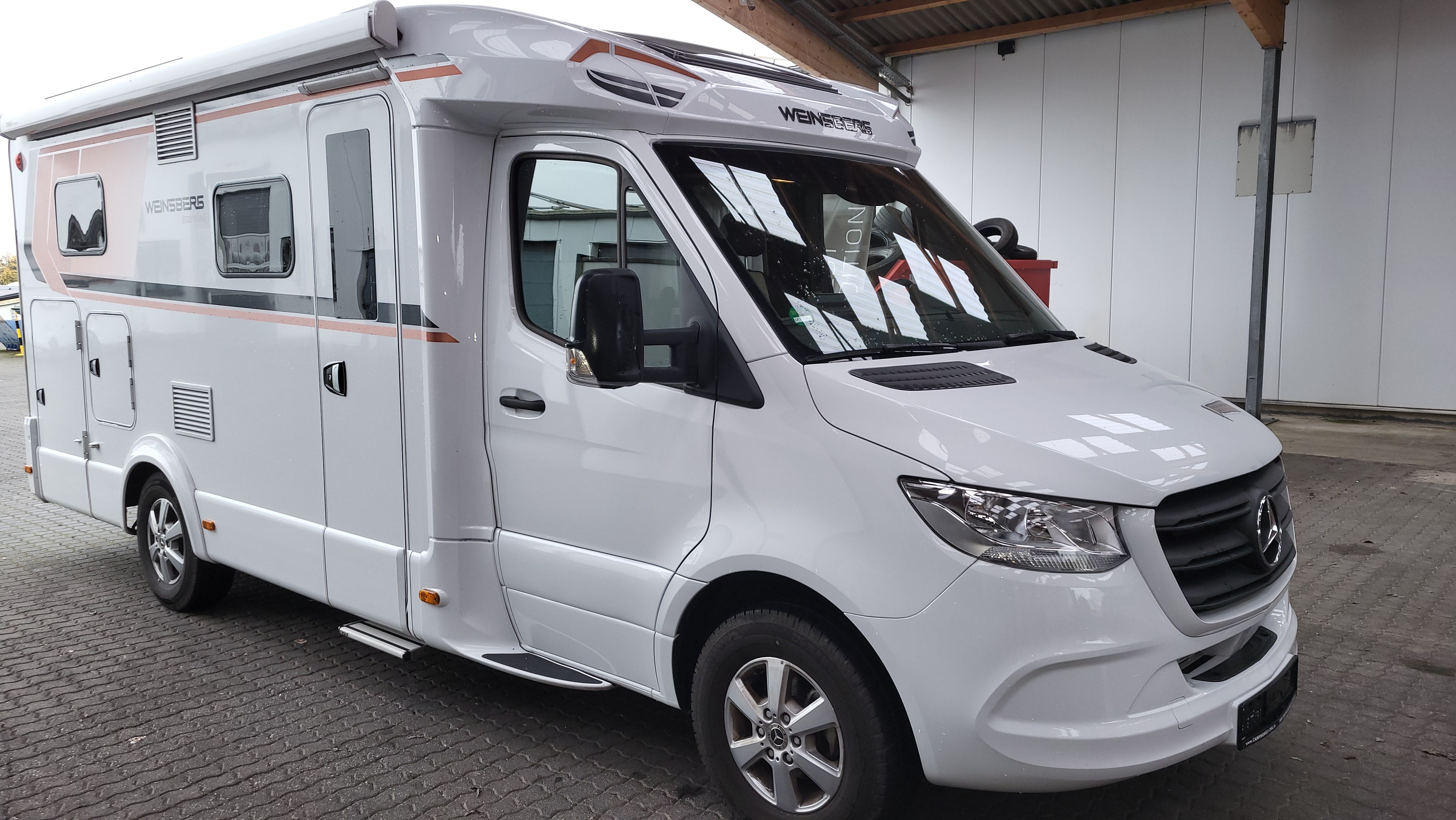 Wohnmobil mieten: Mercedes Weinsberg CaraCompact 640 MEG, 170 PS, 9-Gang-Automatik – 2