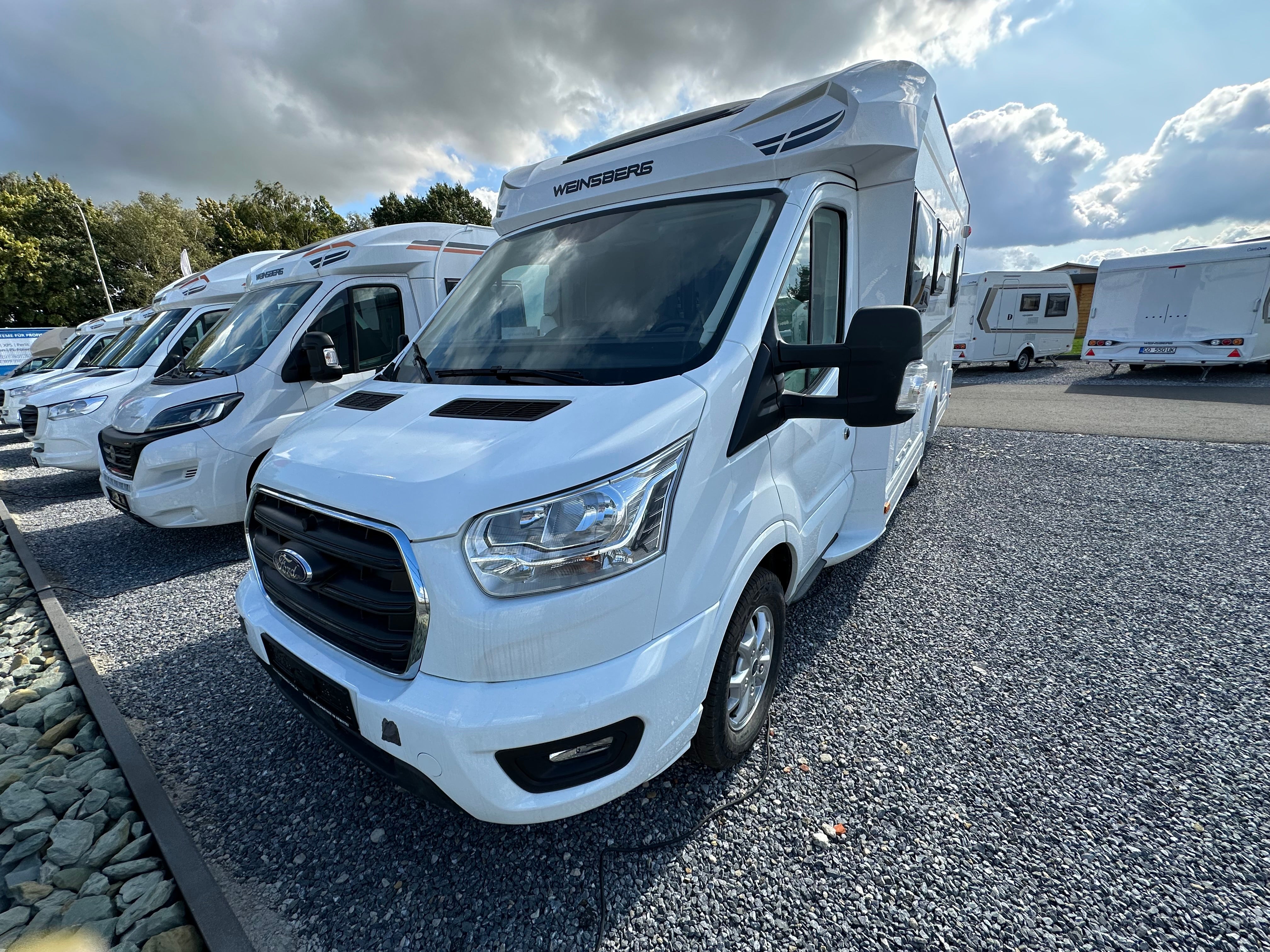 Wohnmobil mieten: Weinsberg CaraLoft 650 MF, 6,99 m, franz. Bett, großzügiger Innenraum