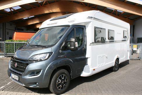 Wohnmobil mieten: Weinsberg CaraSuite 700 ME, Einzelbetten + Hubbett, Vollausstattung