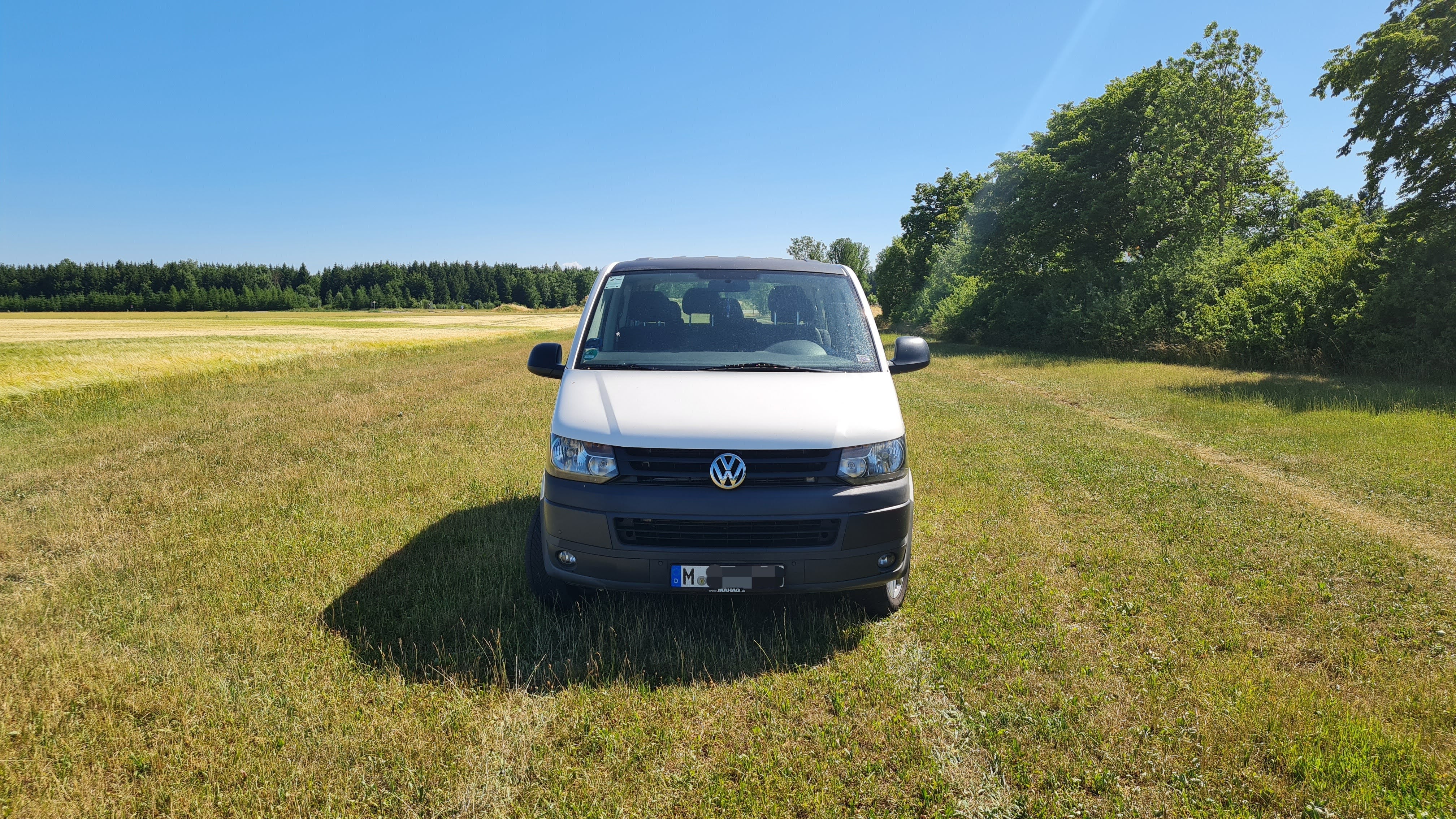 VW T5 Caravelle 9-Sitzer mieten – Diesel DSG-Automatik, 140 PS – 2