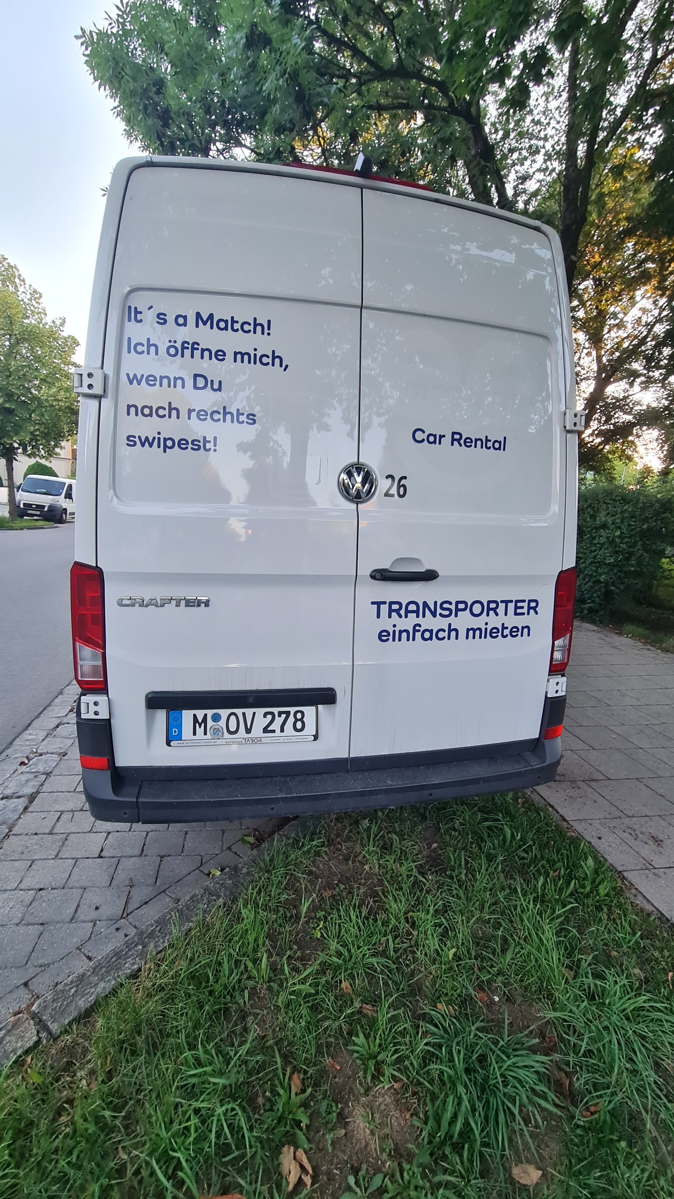 VW Crafter L4H2 mieten – Kastenwagen Hochdach, 4,30 m Ladefläche – 3