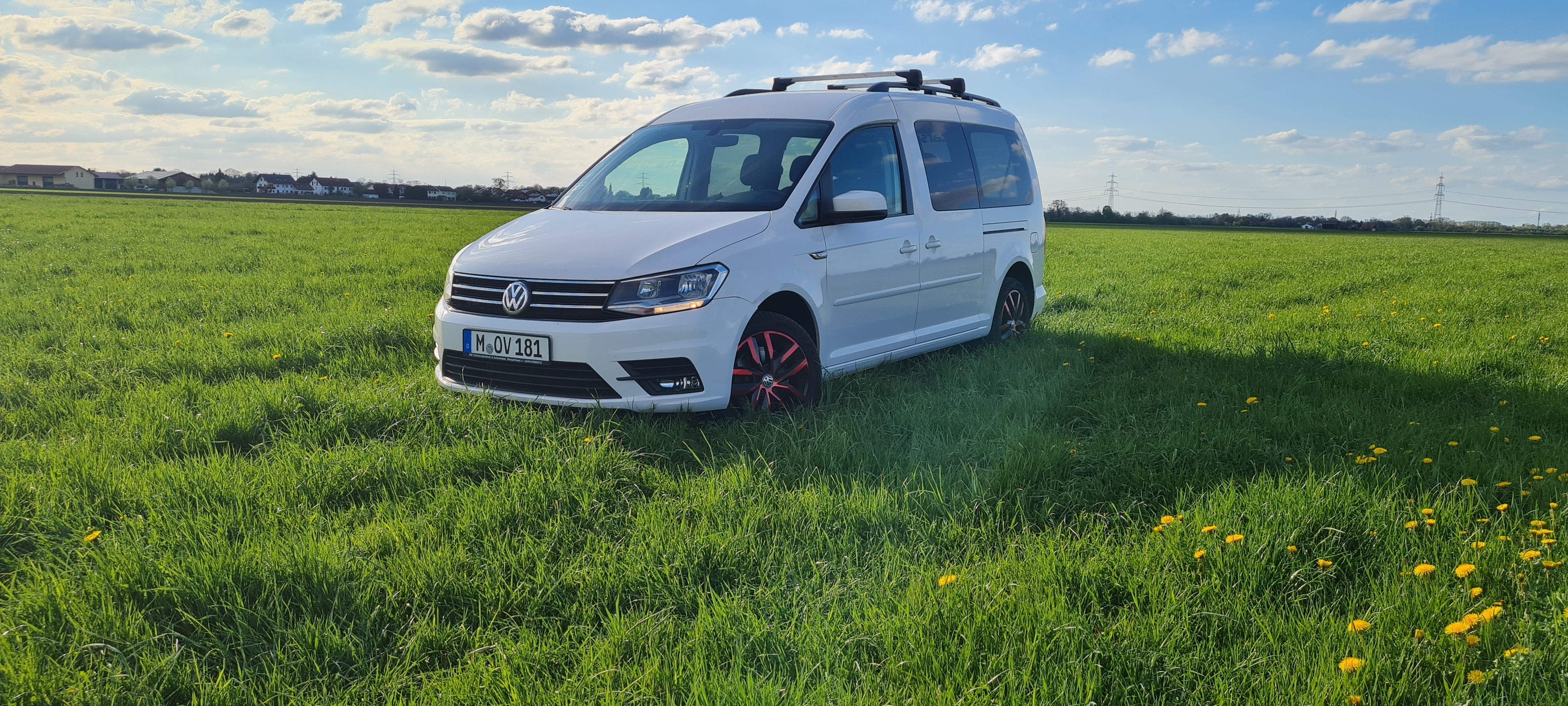 VW Caddy Maxi 7-Sitzer mieten – Diesel DSG-Automatik, 110 PS