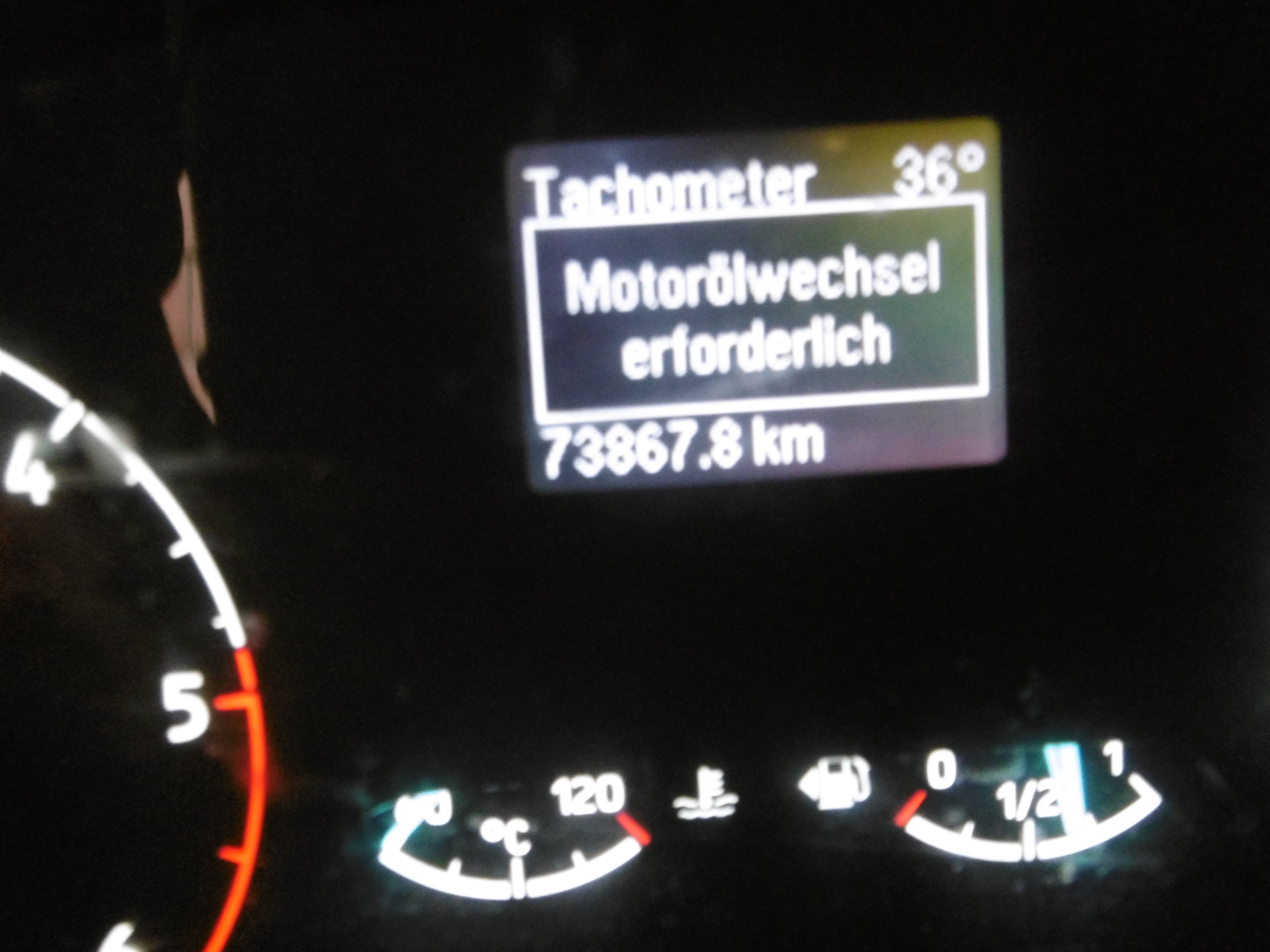 Opel Mokka Hybrid Automatik mieten – modern & sparsam – 2