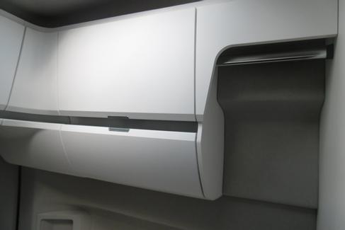 VW Grand California 600 Wohnmobil mieten – Camper mit Bad & Küche – 4