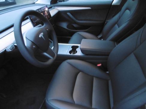 Tesla Model 3 Standard Range Plus mieten – Elektromobilität erleben – 2
