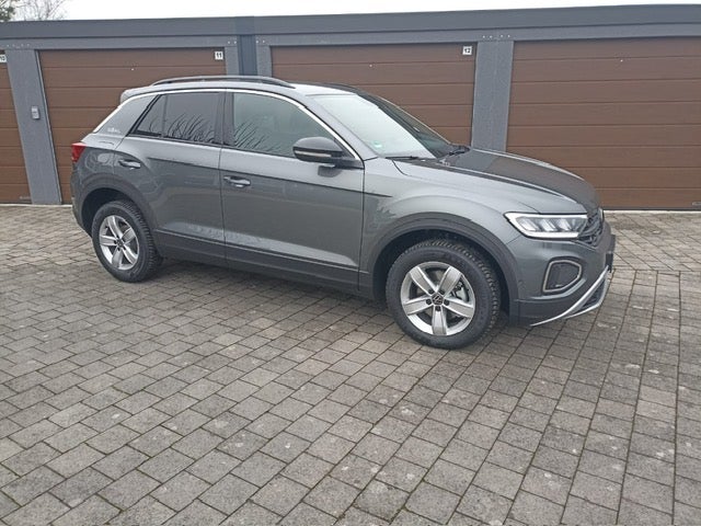 Skoda Octavia Kombi mieten – viel Platz & Komfort
