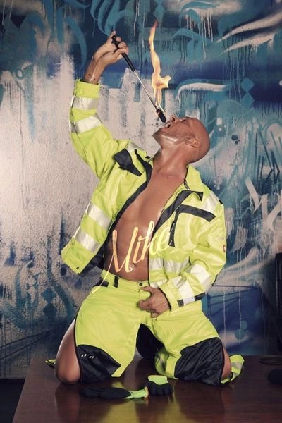 Stripper Myke München buchen – Stripshow & Showact