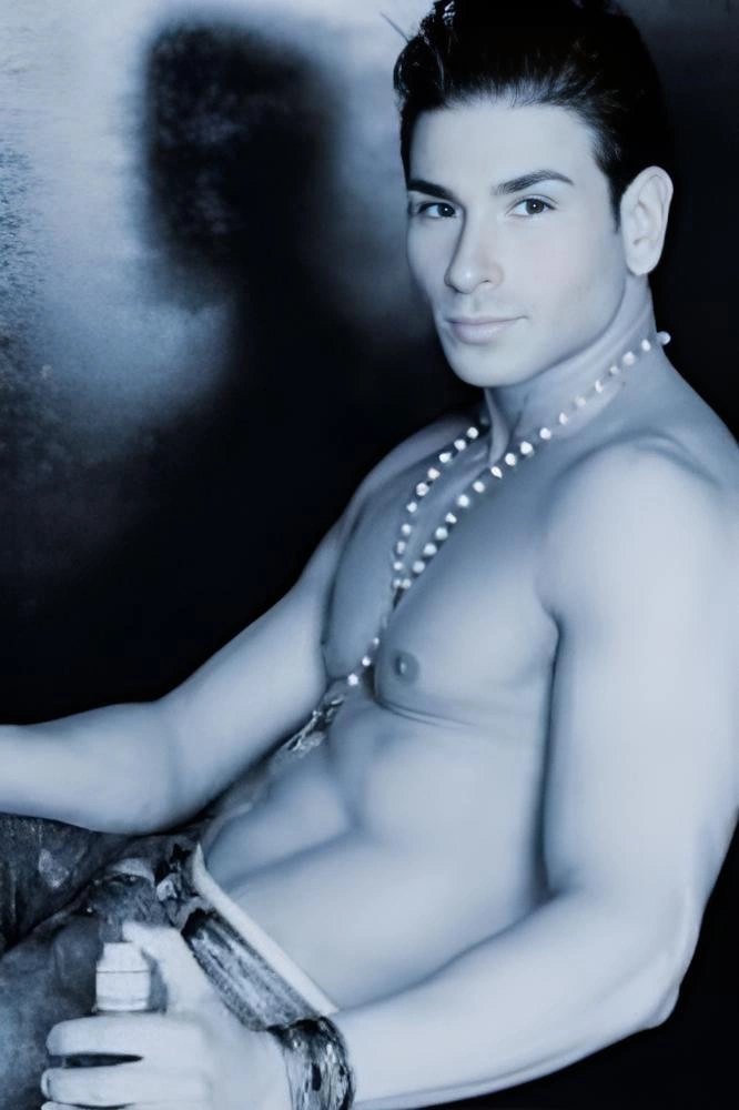 Stripper Cesar Cortes München buchen – Stripshow & Showact