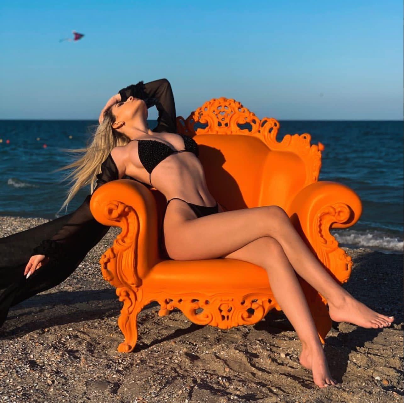 Zierliche Fee – Escort in Frankfurt & Bad Homburg buchen