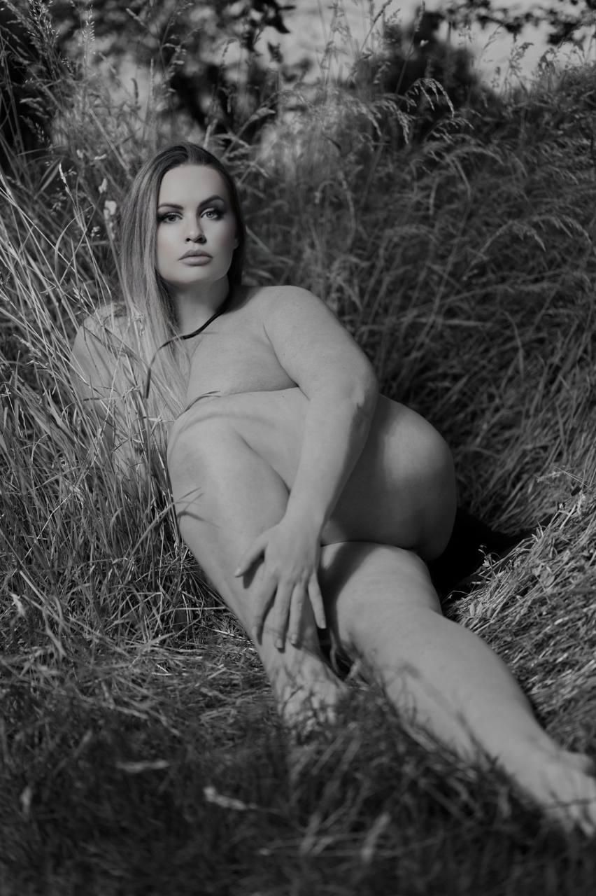 Nika – Escort in Frankfurt & Bad Homburg buchen