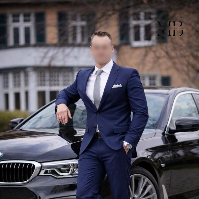 Escort Andre aus Köln buchen – High Class Begleitung