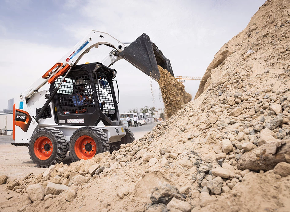 Kompaktlader von Bobcat: Zuverlässig und Produktiv mieten
