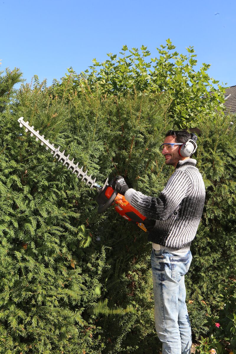Heckenschere - 60cm - Akku (inkl. Batteriesatz) mieten
