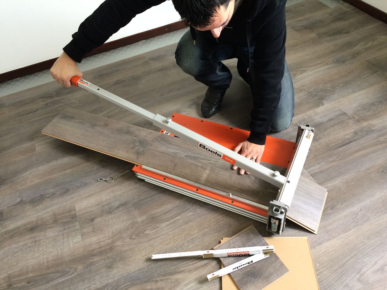 Vinyl- und Laminatschneider - 330mm mieten