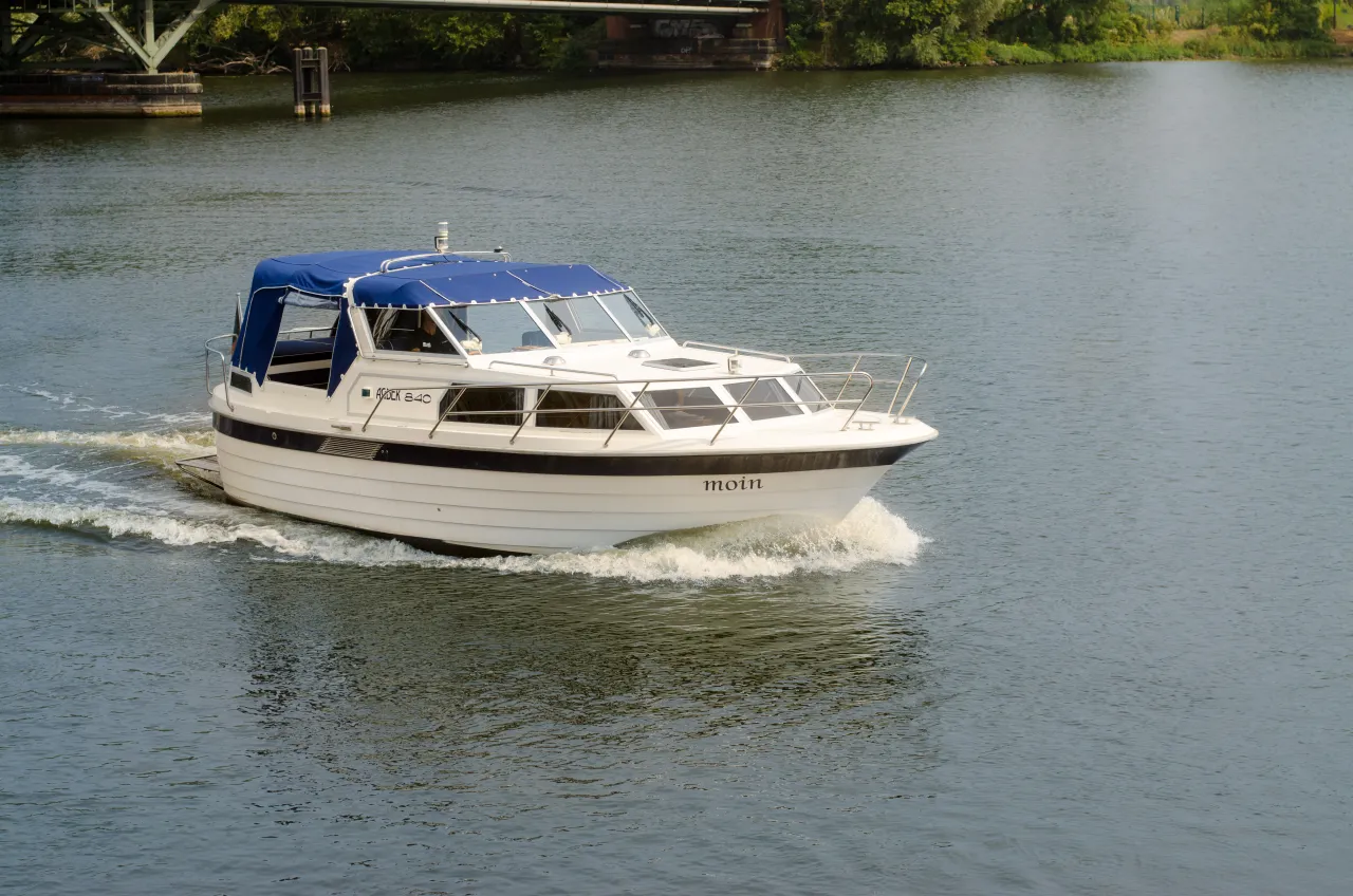 Familien-Cruiser Agder 840 "Moin" mieten