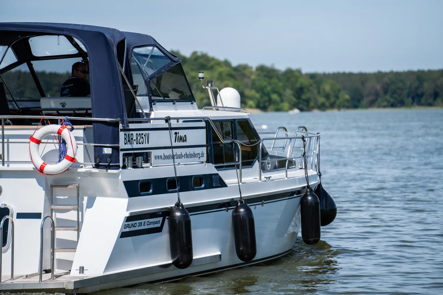 Stahl-Motoryacht Gruno 35 Compact Elite "Tina" mieten – 4