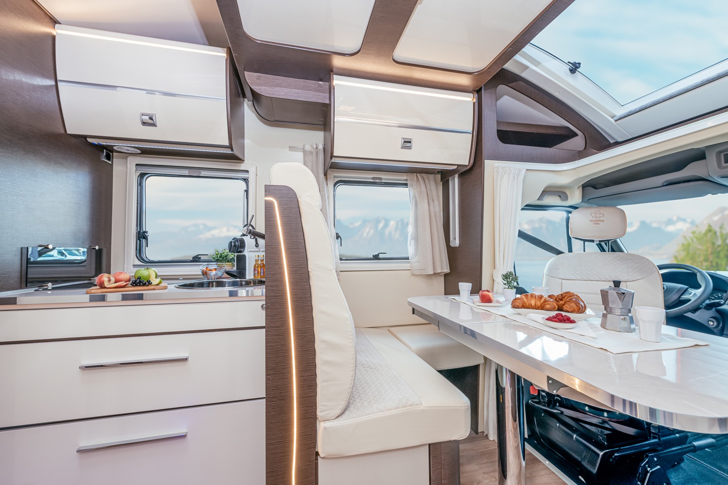 Wohnmobil Alaska TD mieten – bis zu 4 Schlafplätze, ab 120 €/Tag, 33 Stationen – 4