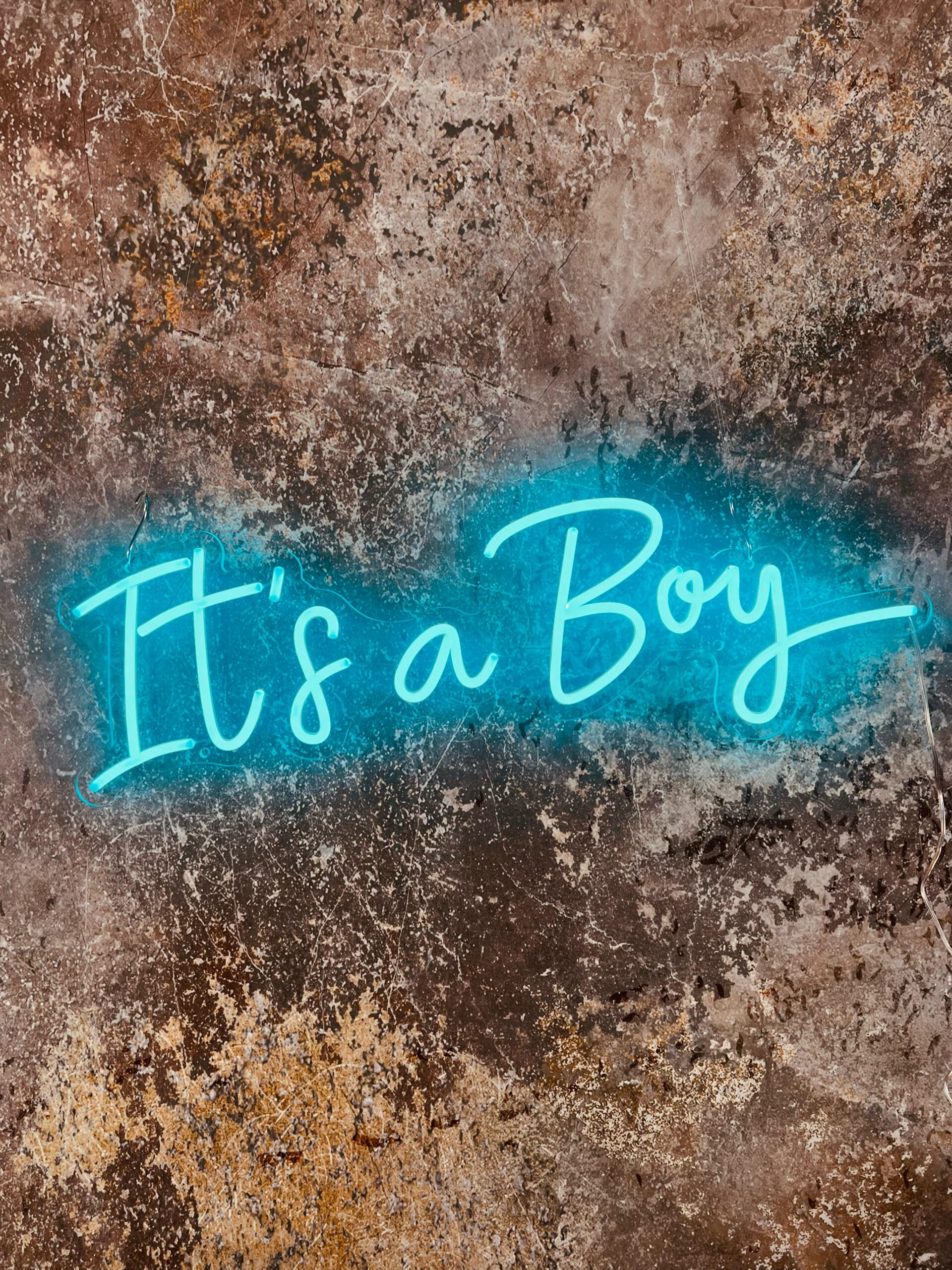 NEON-Leuchtschild „It's a Boy“ 24 x 60 cm mieten – Leipzig, ab 59 € (Fr–Mo) – 2