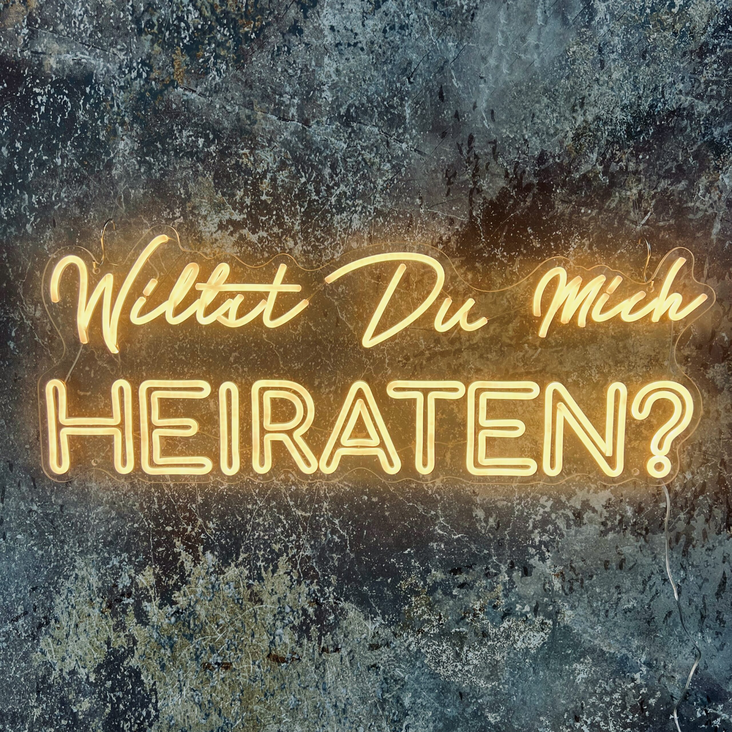 NEON-Leuchtschild „Willst du mich heiraten“ mieten – Leipzig, ab 79 € (Fr–Mo)