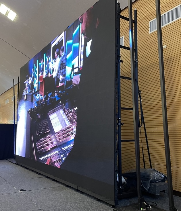 LED-Wall 5×2 m mieten München · Paket HORIZON · Dry Hire mieten in München – bis 25 m² – 3