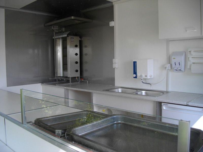 Verkaufs-Imbiss-Anhänger mieten in Feuchtwangen – Anhänger – 2