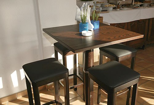 Barhocker Hemingway mieten in Bergkirchen bei unserem Team – 2