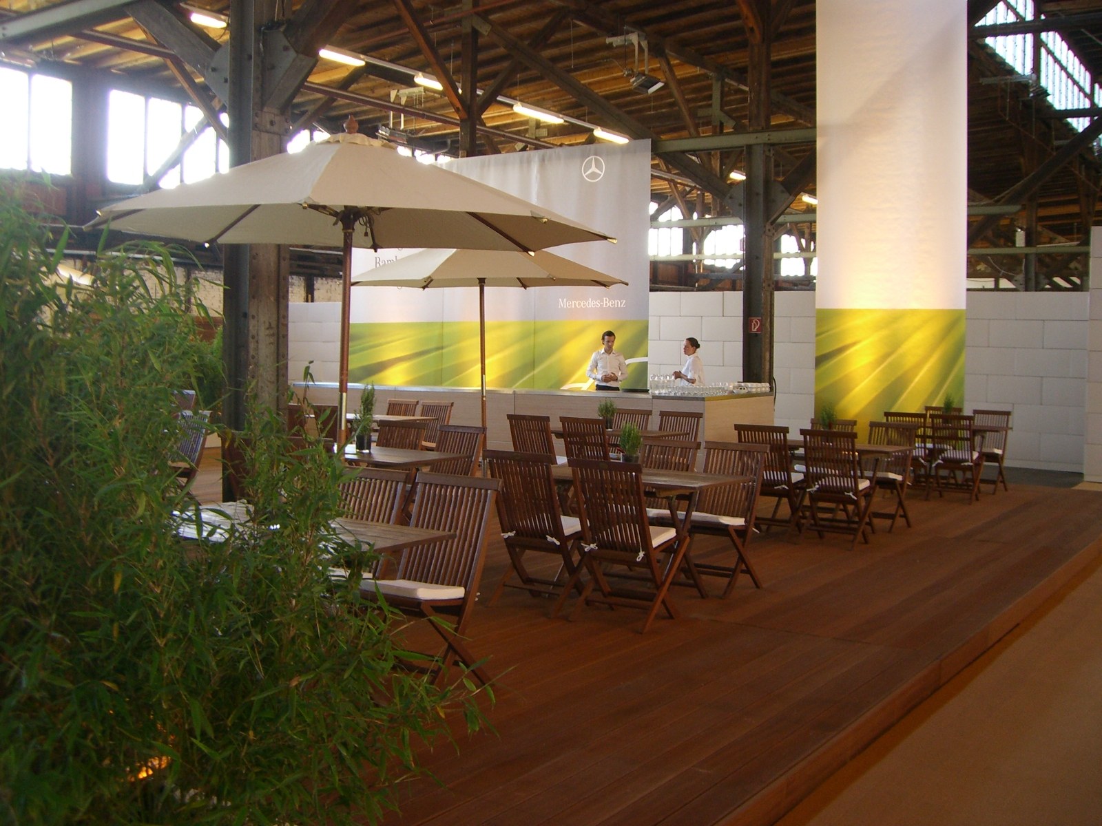 Tisch Empire Teak mieten in Bergkirchen bei unserem Team – 3