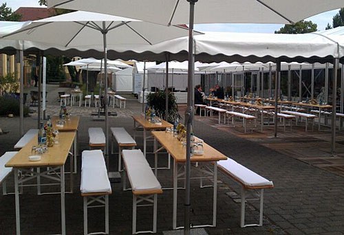 Biertischgarnitur - Füße weiß mieten in Bergkirchen – Eventmöbel – 2