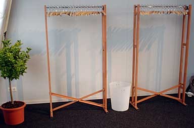 Garderobe Snake mieten in Bergkirchen bei unserem Team