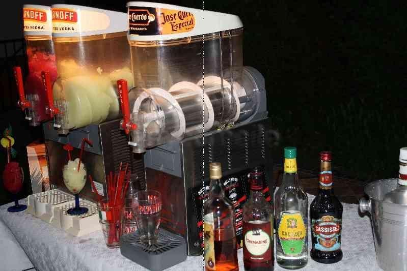 Slusheismaschine f.Cocktails mieten in Ginsheim-Gustavsburg