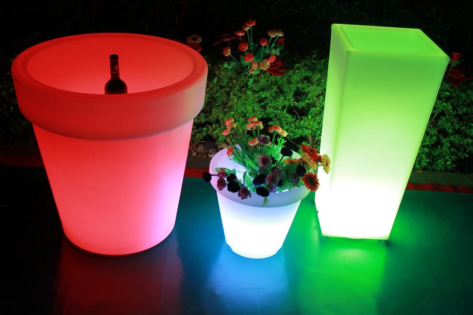 LED Stehtisch / Loungemöbel / LED  Accessoir mieten
