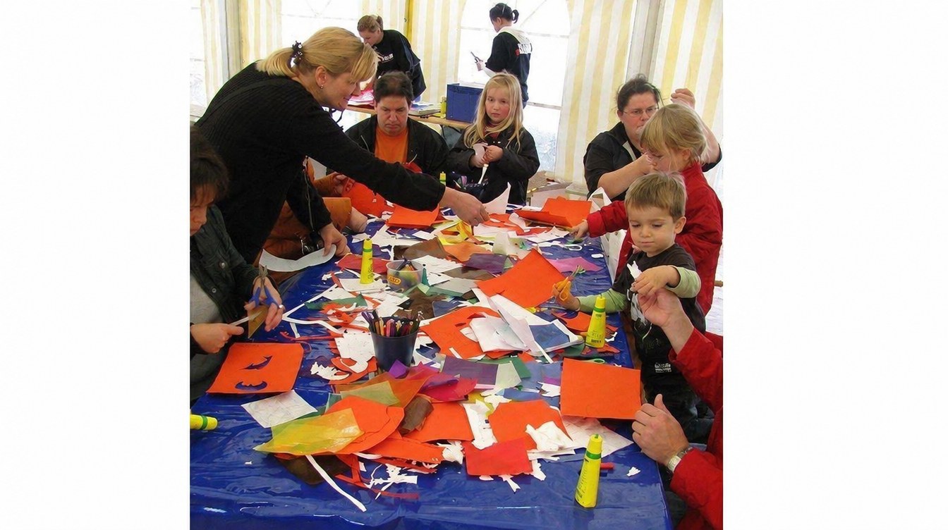 Basteln für Halloween mieten in Hannover – Kinderprogramm