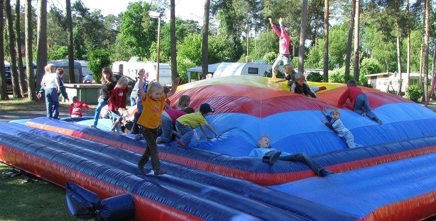Hüpfburg Air Mountain mieten in Hannover – Kinderspaß fürs Fest