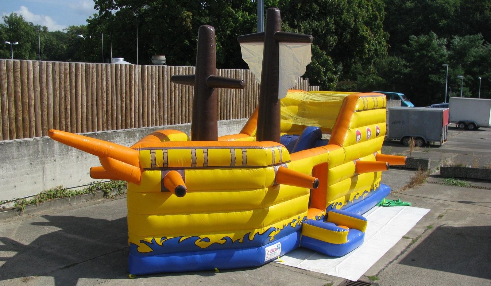 Hüpfburg Kleines Piratenschiff mieten in Hannover – Hüpfburg